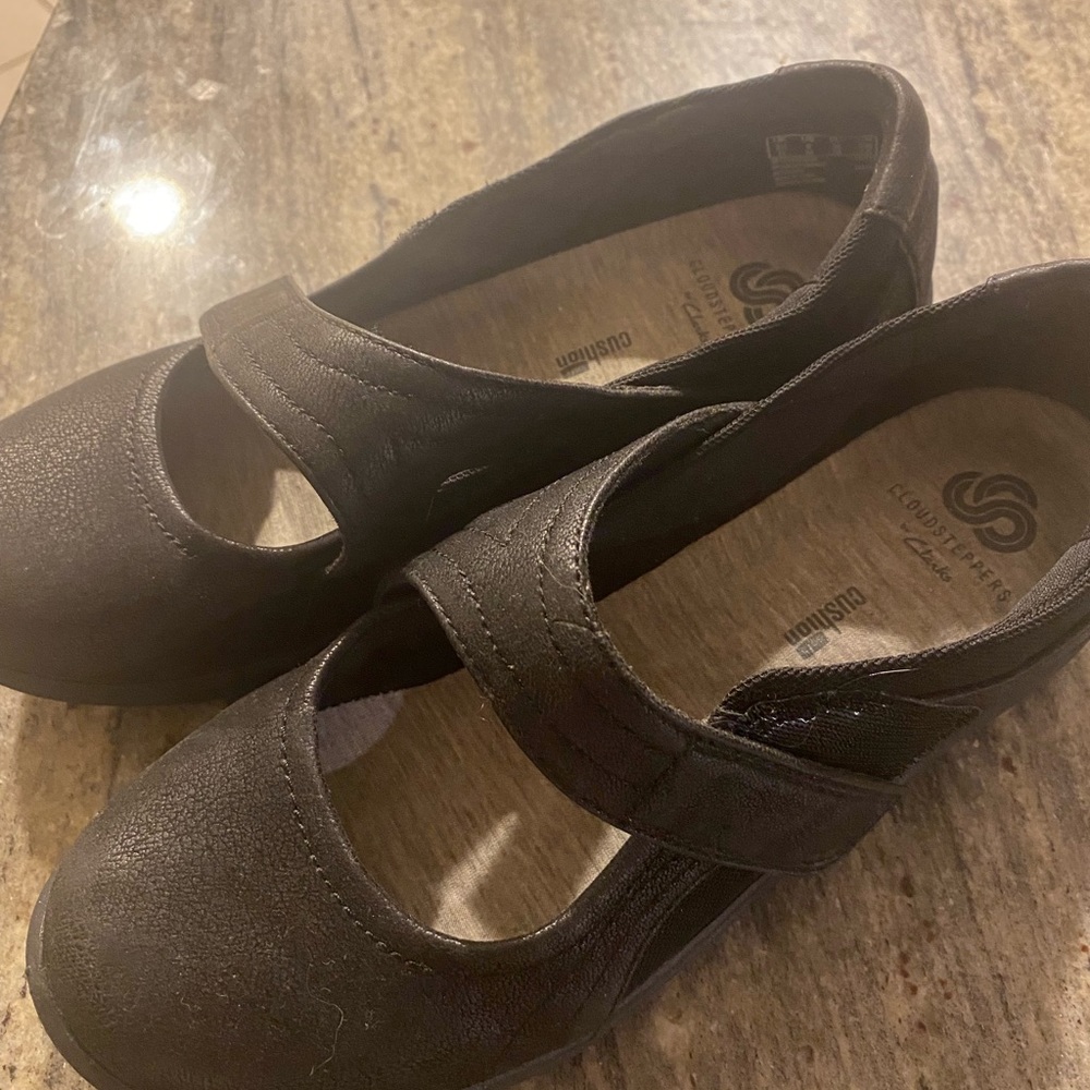 Clarks size 6 vguc